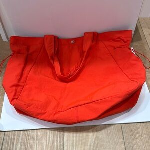 Lululemon Side Cinch Tote bag